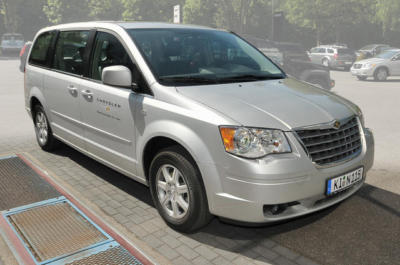 LHD CHRYSLER GD VOYAGER